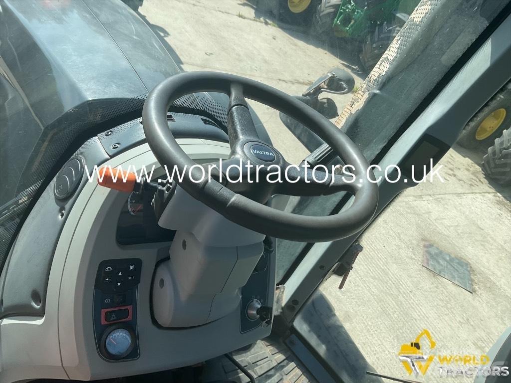 Valtra T 234 Tractores