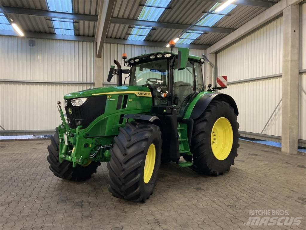 John Deere 6R 215 Tractores