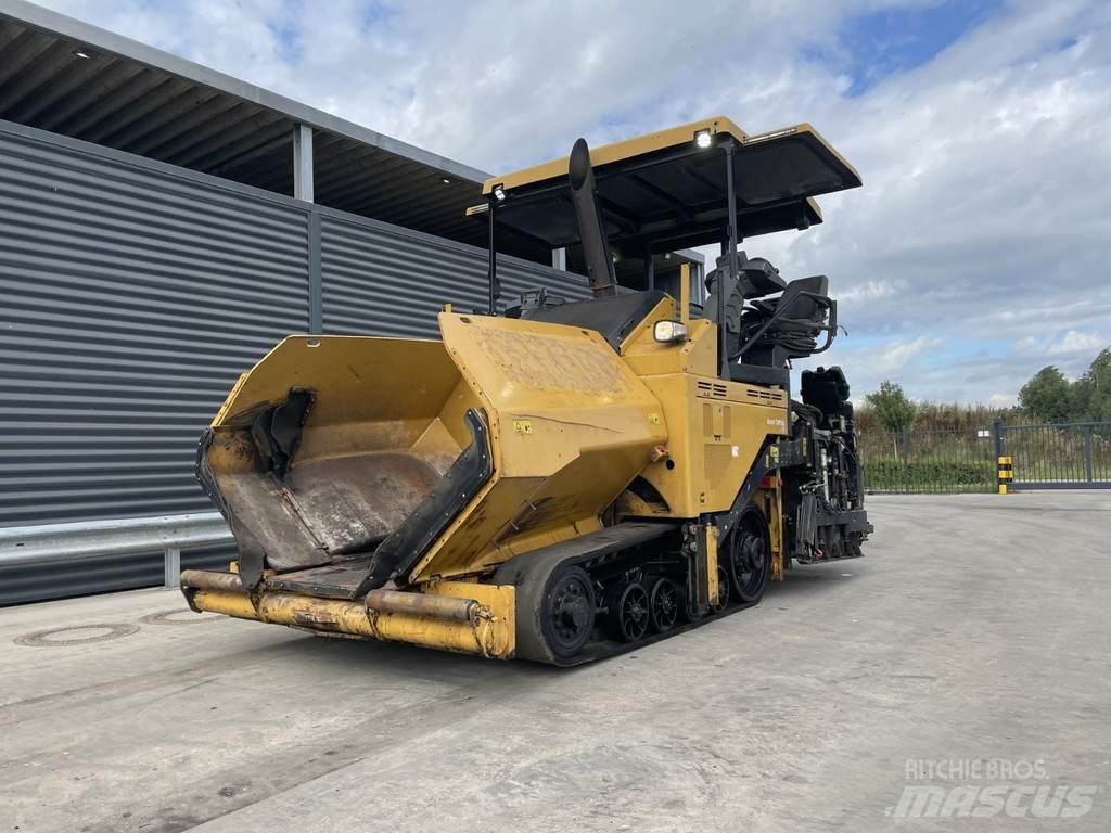 CAT AP555F Asfaltadoras