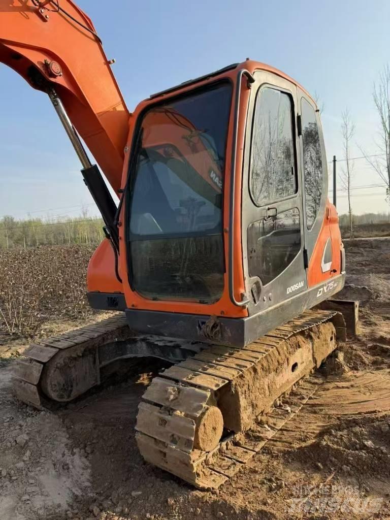 Doosan DX 75-9 C Excavadoras de cadenas
