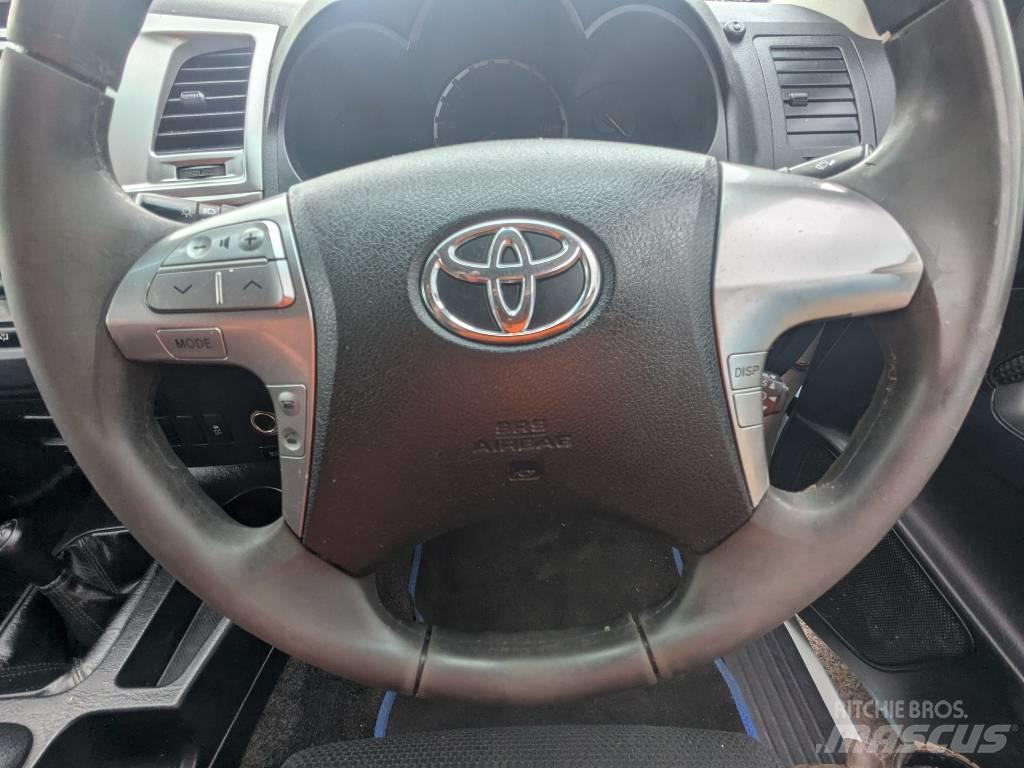 Toyota Hilux Furgonetas caja abierta
