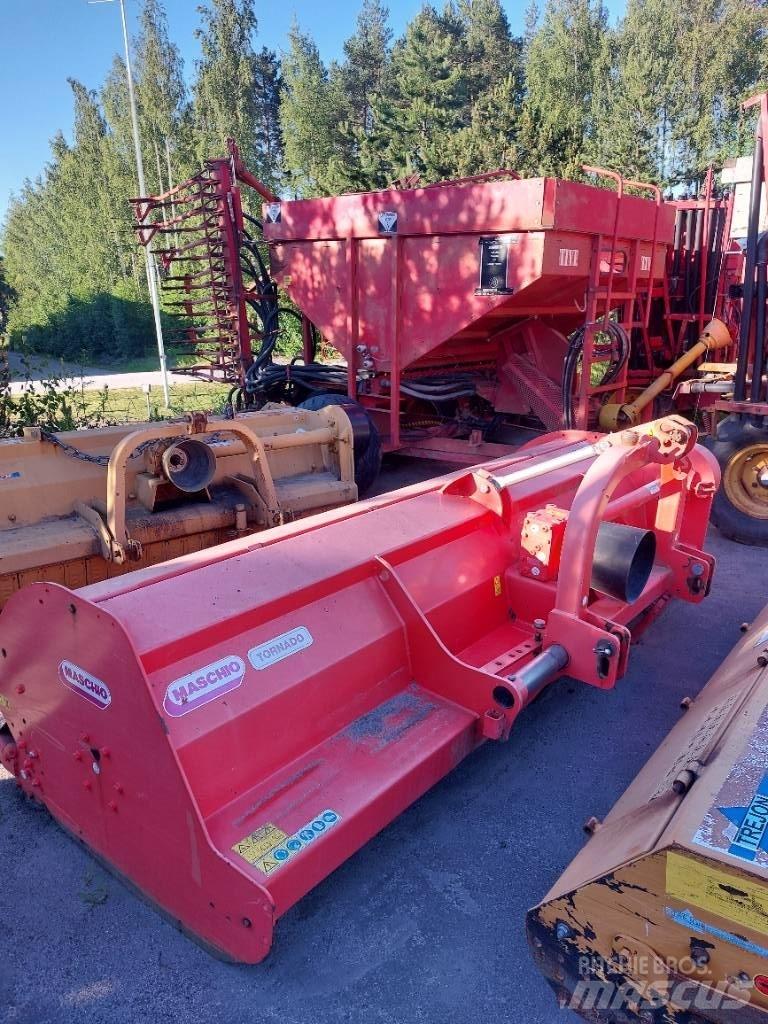 Maschio Tornado 280 Segadoras y cortadoras de hojas para pastos