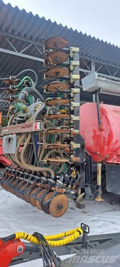 Livakka 16,5 m3 Cisternas o cubas esparcidoras de purín