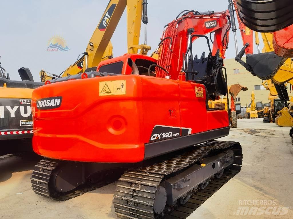 Doosan DX 140 LC Excavadoras de cadenas