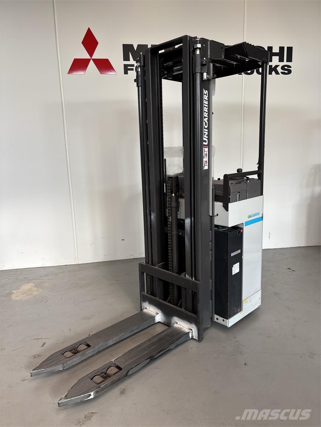 Atlet A160 Apiladores eléctricos autopropulsados