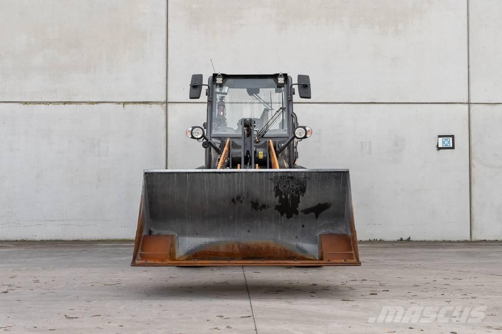 CASE 321 F Cargadoras sobre ruedas