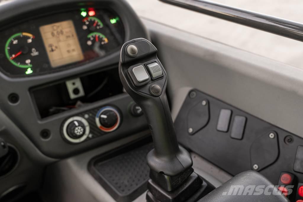 CASE 321 F Cargadoras sobre ruedas