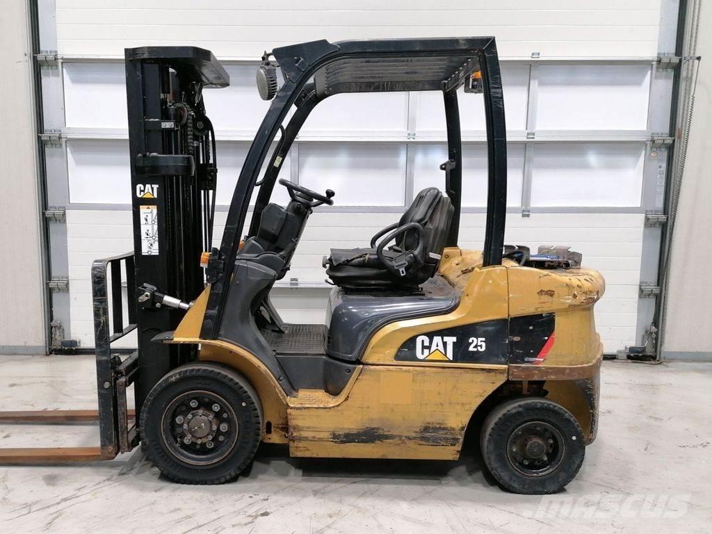CAT GP25N Carretillas LPG