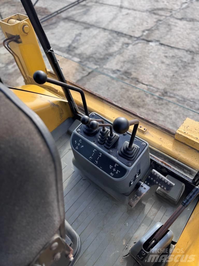 CAT 428 C Retrocargadoras