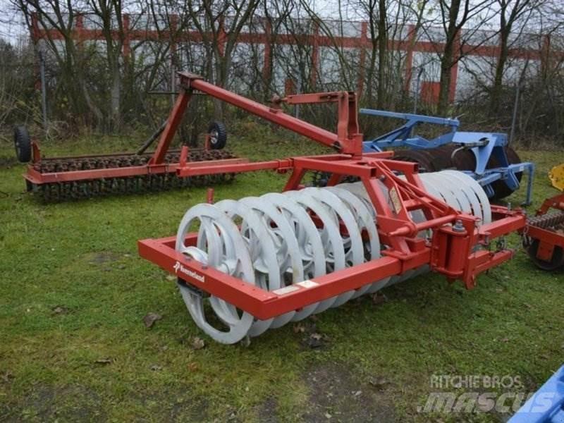 Kverneland 900/14 Otros rodillos