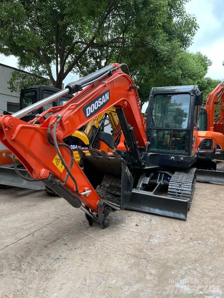 Doosan DX 60-9C Mini excavadoras < 7t
