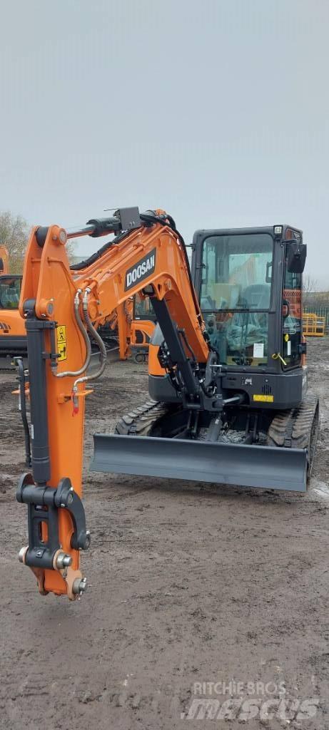 Doosan DX 50 Z Excavadoras de cadenas