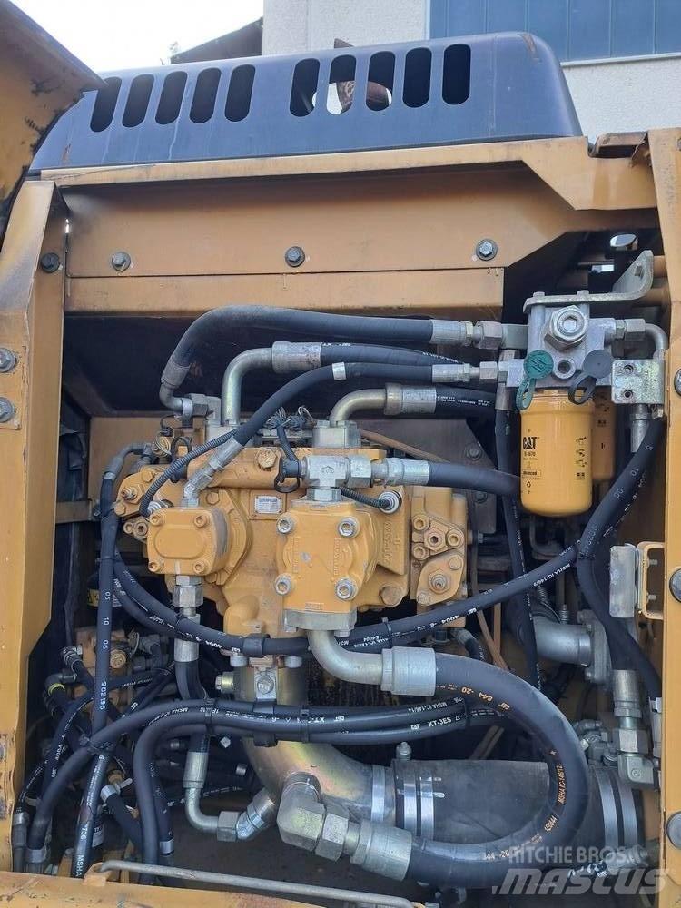 CAT 319 C LN Excavadoras de cadenas