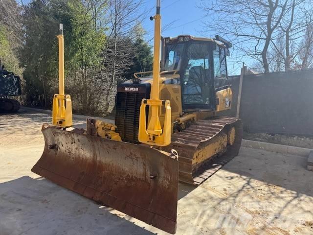 CAT D 3 K LGP Buldozer sobre oruga