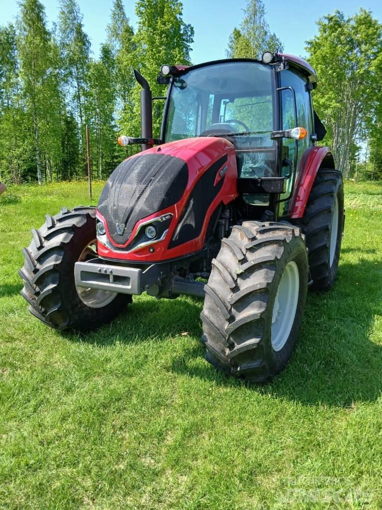 Valtra A 105 Tractores