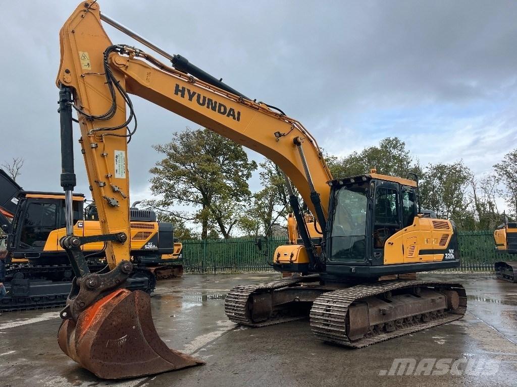 Hyundai HX220L Excavadoras de cadenas