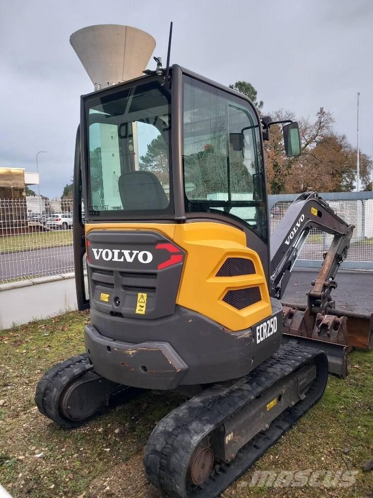 Volvo ECR 25 D Mini excavadoras < 7t