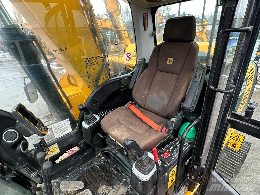 JCB JS 130 LC Excavadoras de cadenas