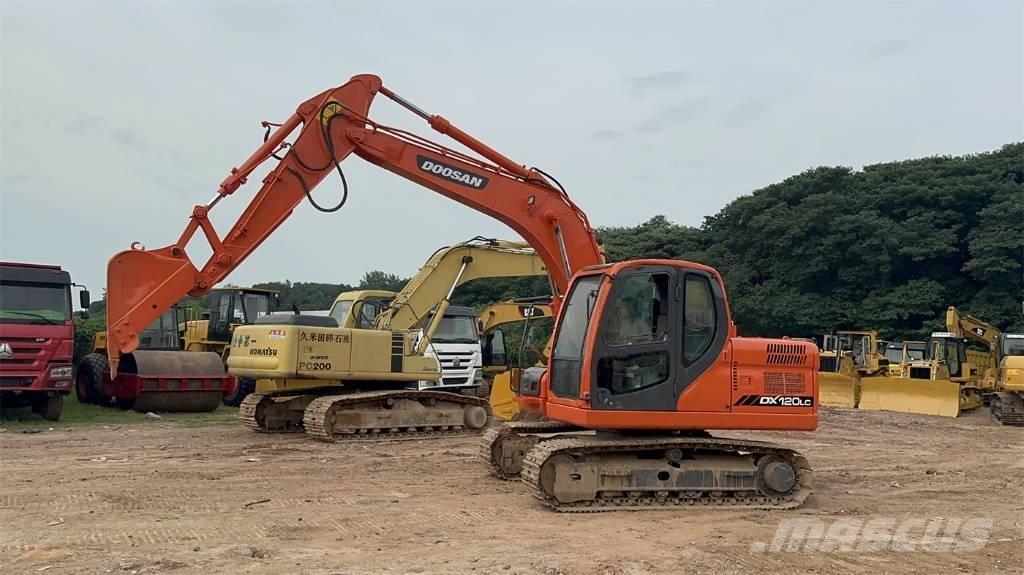 Doosan DX 120 Excavadoras de cadenas