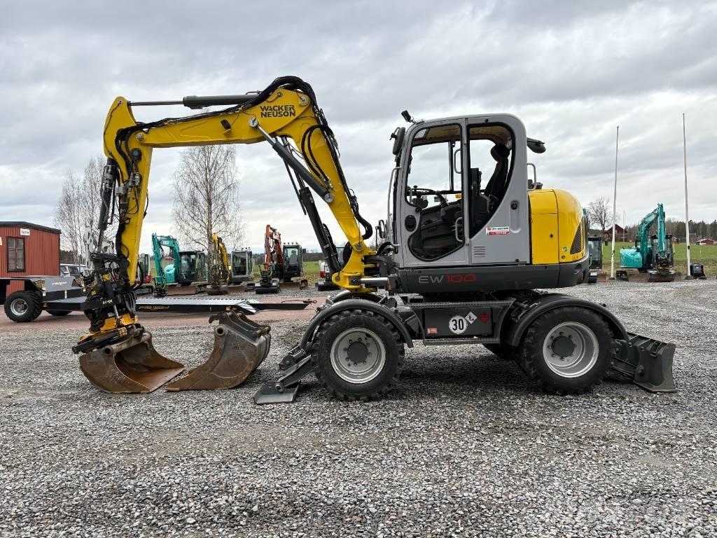 Wacker Neuson EW100 Excavadoras de ruedas