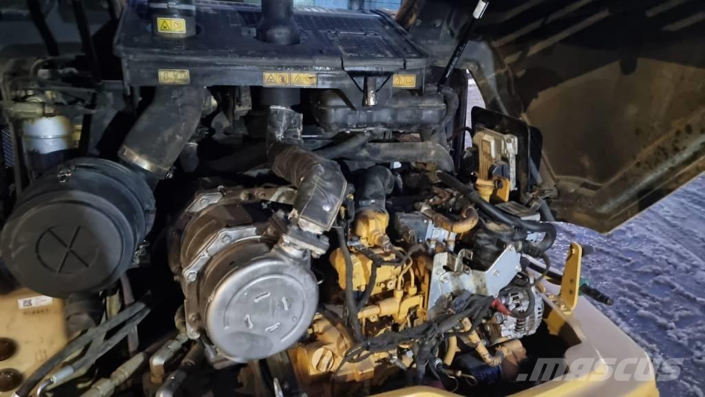 CAT 906M Cargadoras sobre ruedas