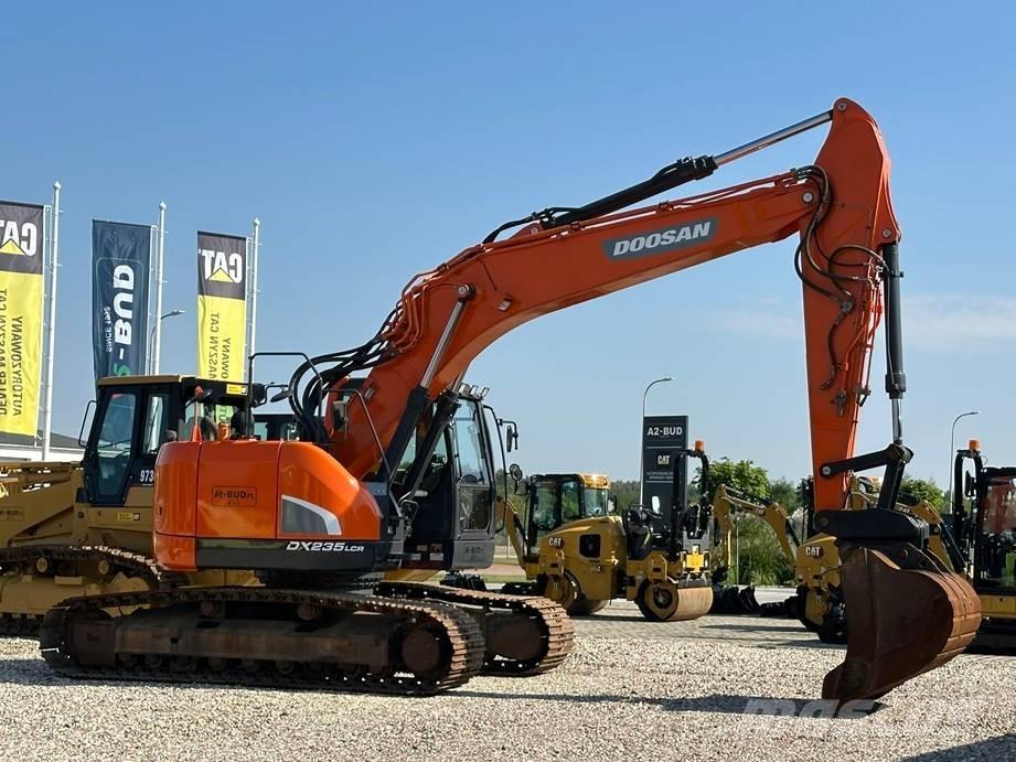 Doosan DX 235 LCR Excavadoras de cadenas