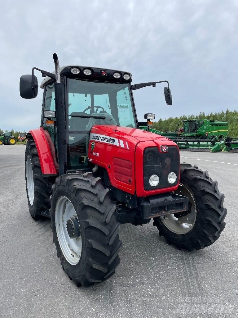 Massey Ferguson 5445 Tractores