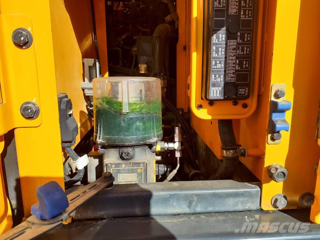 Hyundai HX260NL Excavadoras de cadenas