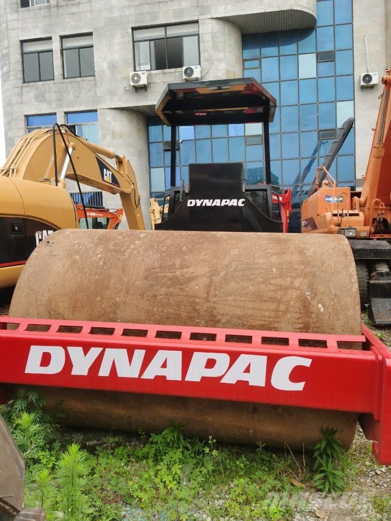 Dynapac CA 251 D Rodillos de un solo tambor