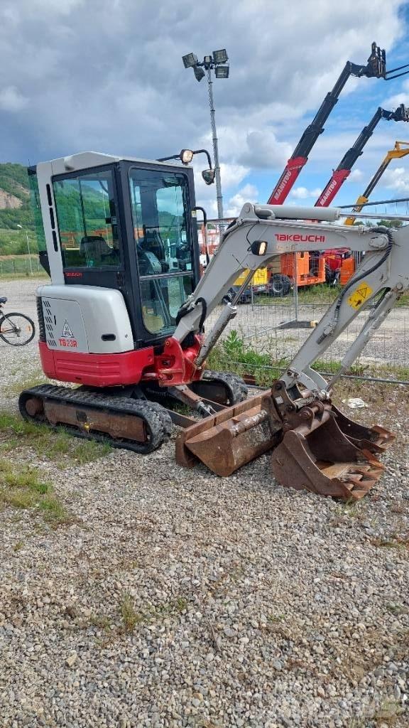 Takeuchi TB 23 R Mini excavadoras < 7t