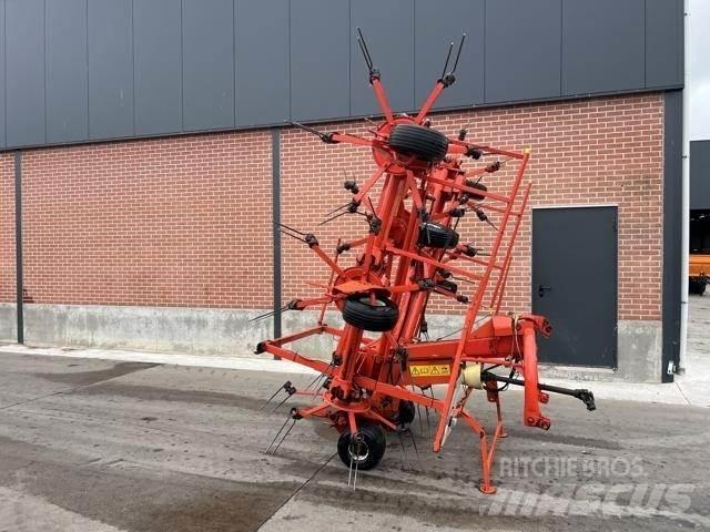 Kuhn GF8501 Rastrillos y henificadores