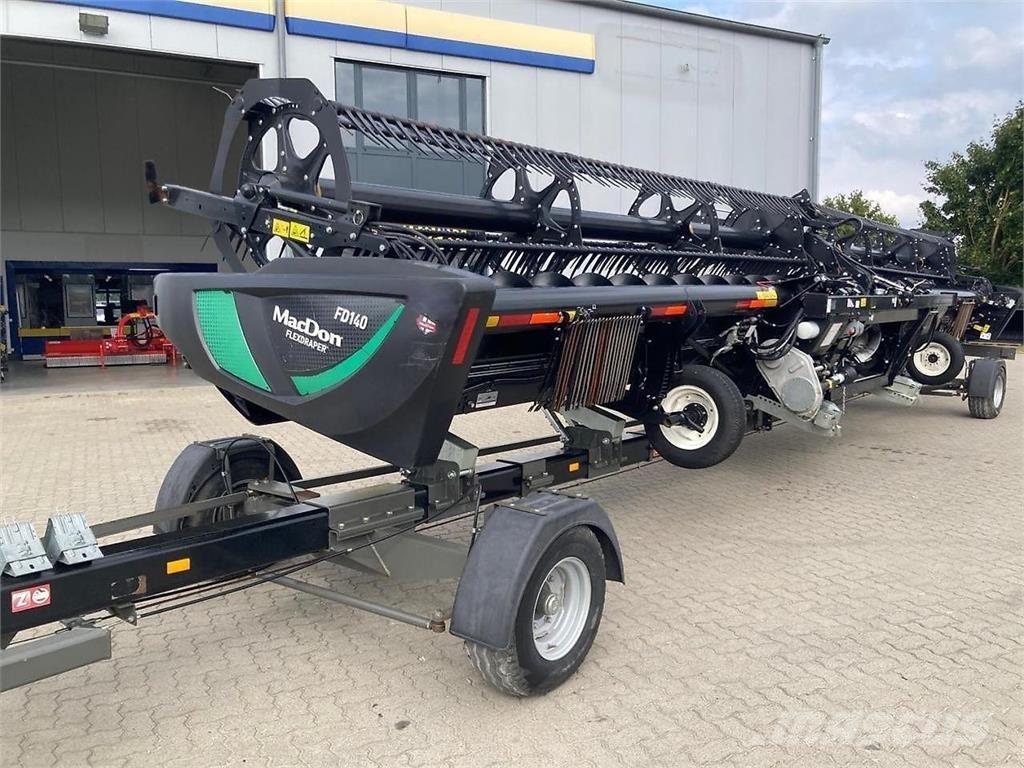 MacDon FD 140 Accesorios para cosechadoras combinadas