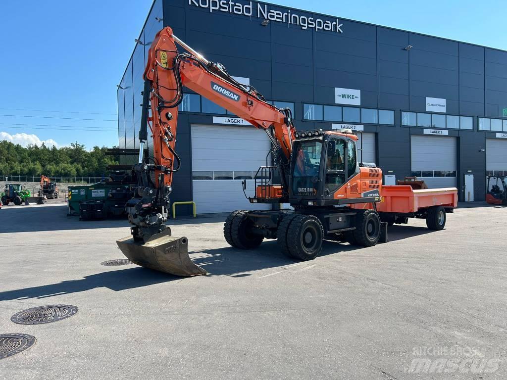 Doosan DX 140 W-5 Excavadoras de ruedas