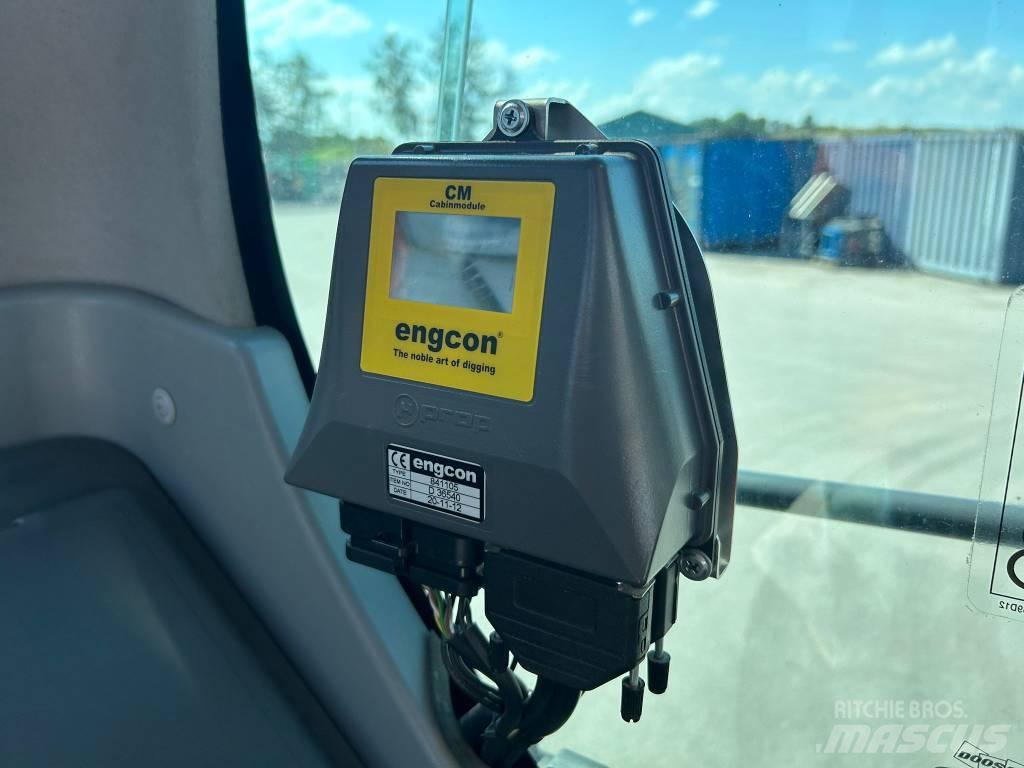 Doosan DX 140 W-5 Excavadoras de ruedas