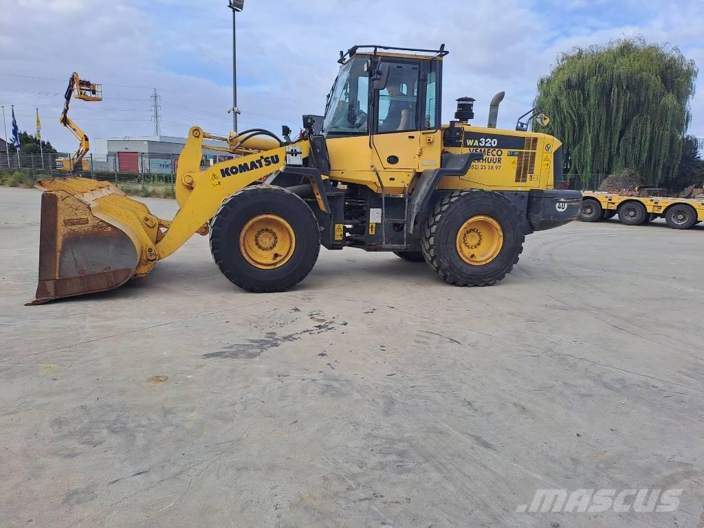 Komatsu WA 320-6 Cargadoras sobre ruedas