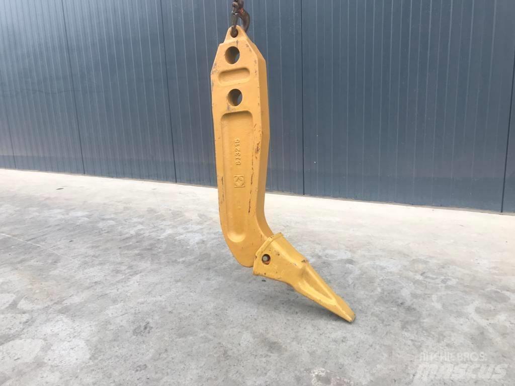 Komatsu D65 Shank Escarificadoras