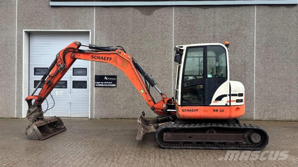 Schaeff HR 32 Excavadoras 7t - 12t