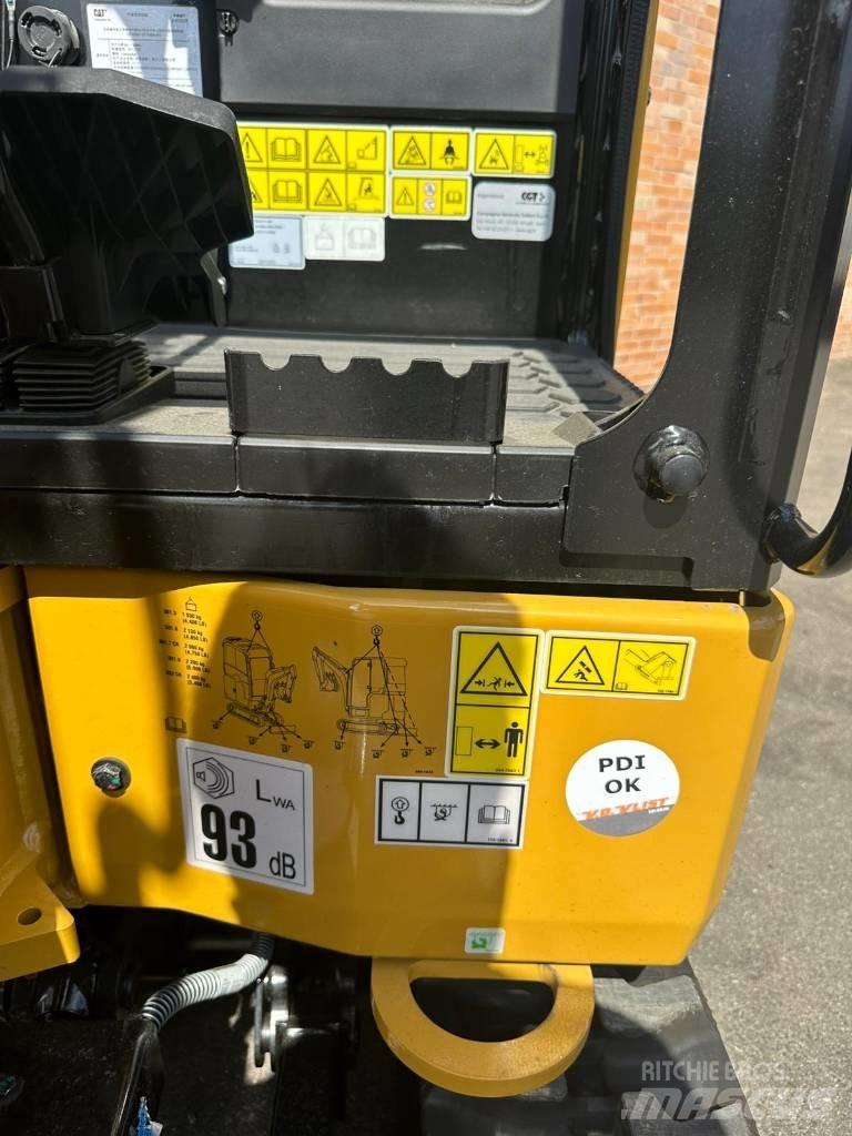 CAT 301.7 CR Excavadoras 7t - 12t