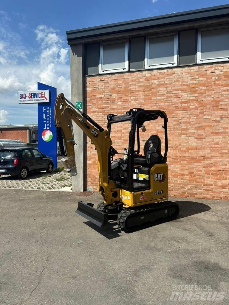 CAT 301.7 CR Excavadoras 7t - 12t