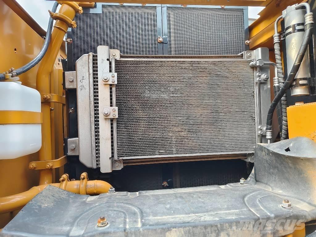 Sany SY 215 C Excavadoras de cadenas
