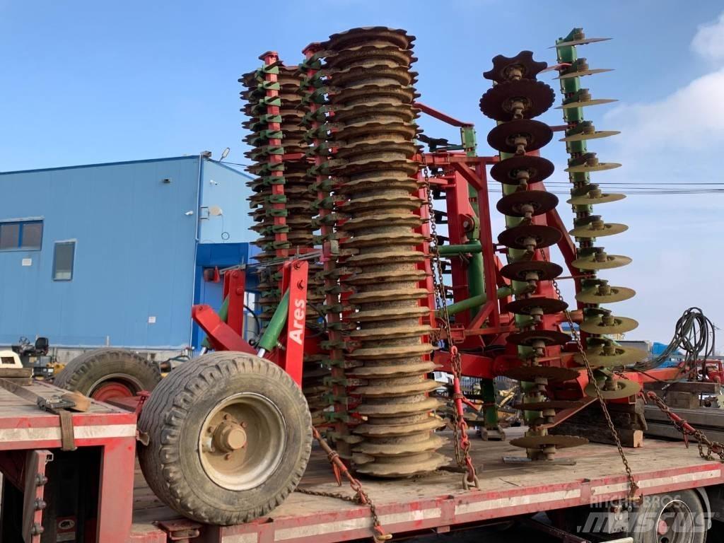 Unia Ares 60 TXL Gradas de discos