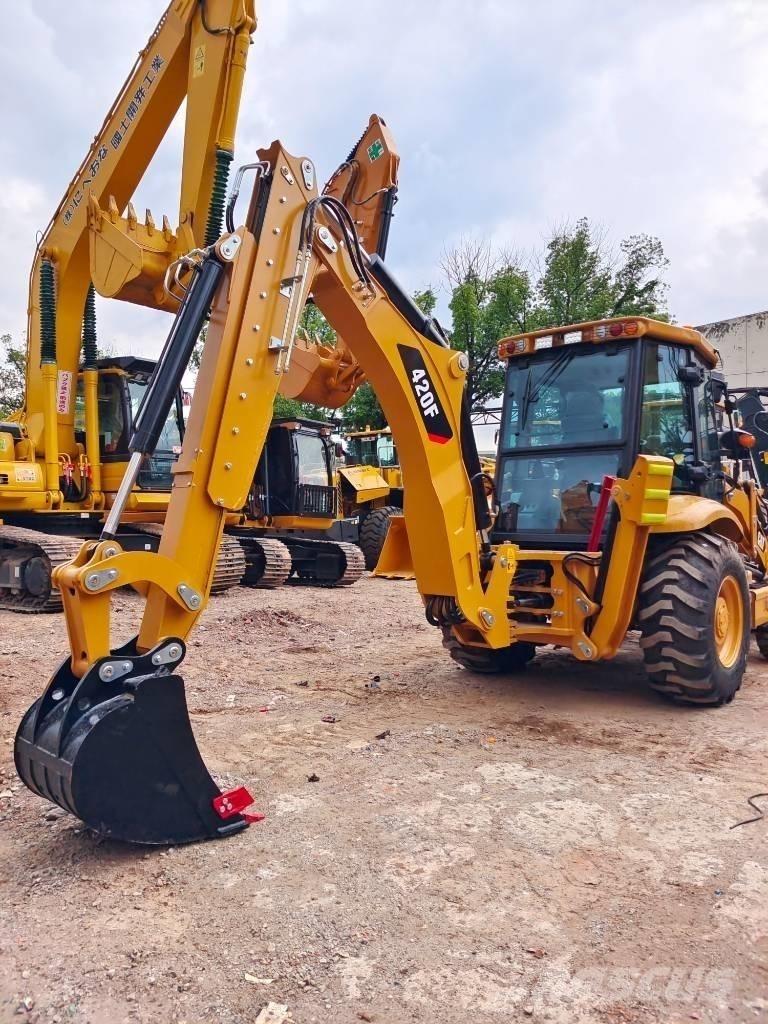 CAT 430 F Retrocargadoras