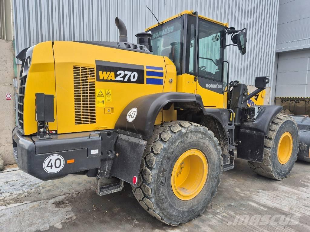 Komatsu WA 270-8 Cargadoras sobre ruedas