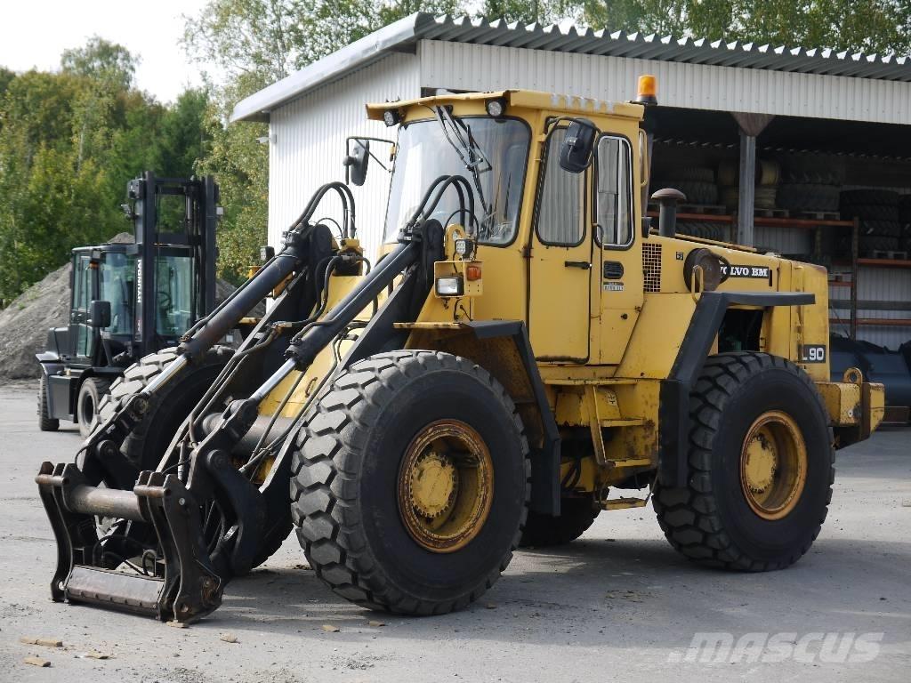 Volvo L 90 Cargadoras sobre ruedas