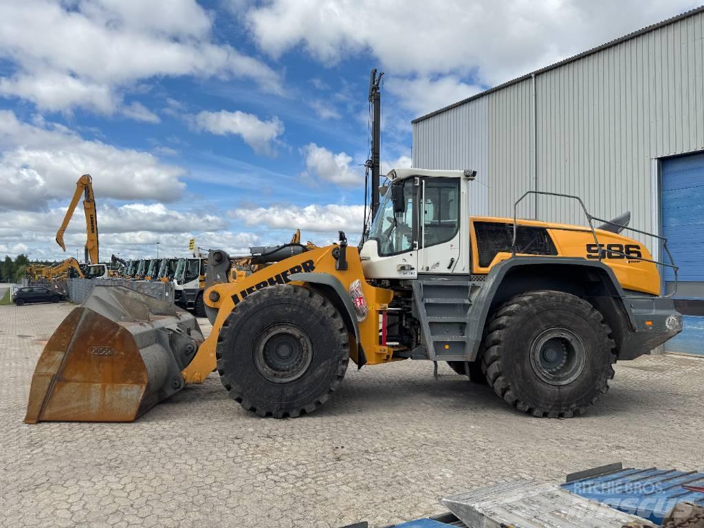 Liebherr L586 Cargadoras sobre ruedas