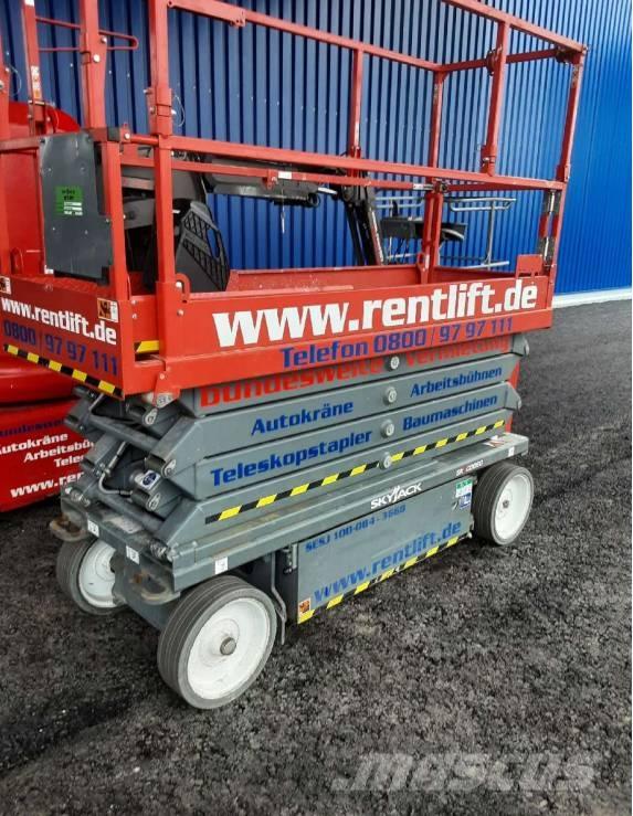 SkyJack SJ III 3219 Plataformas tijera