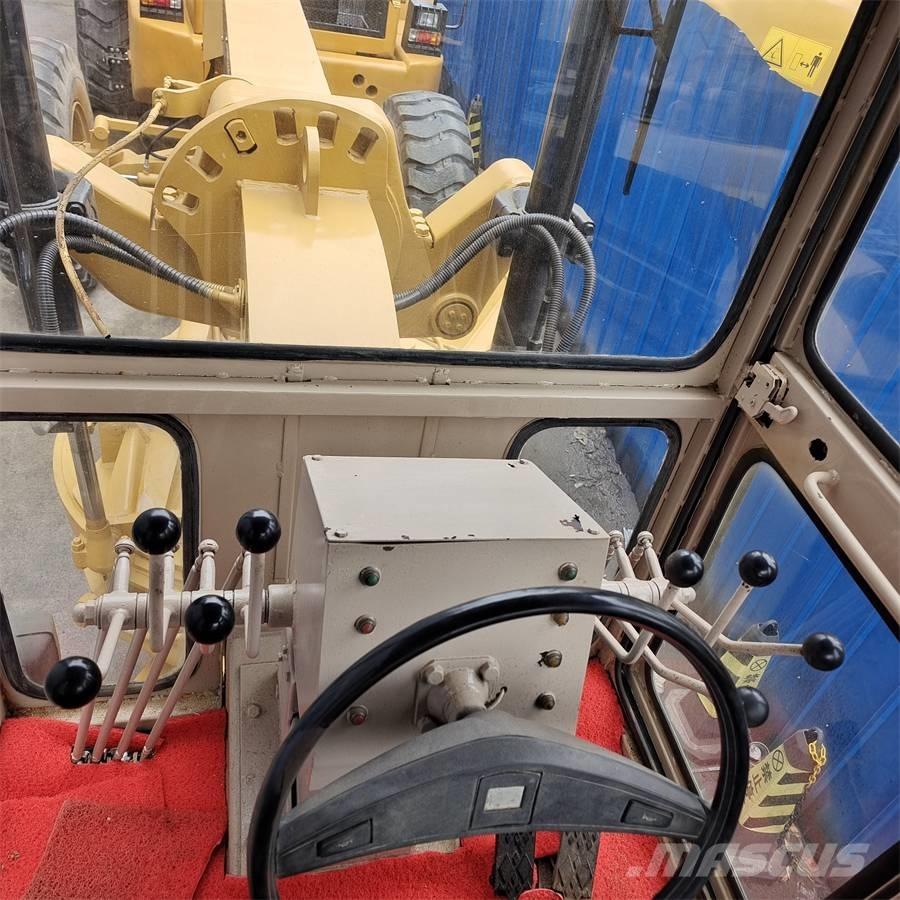 CAT 140 H Motoniveladoras