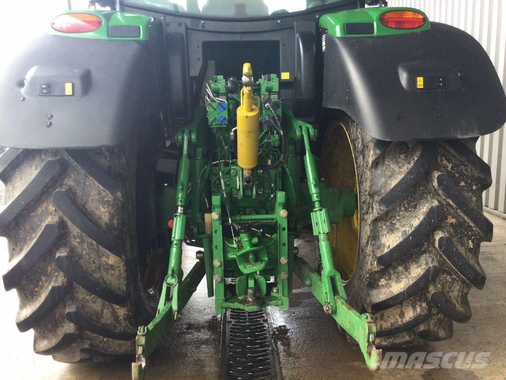 John Deere 6210R Tractores