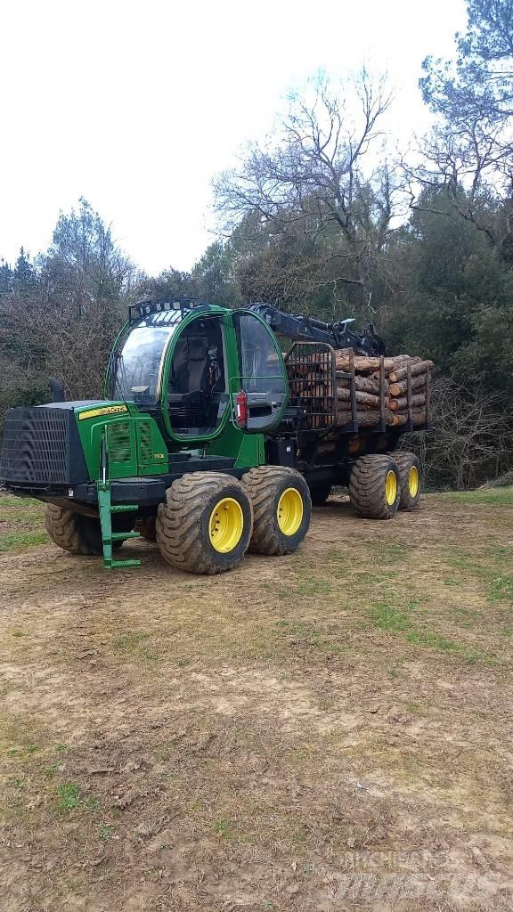 John Deere 1110 E Autocargadoras