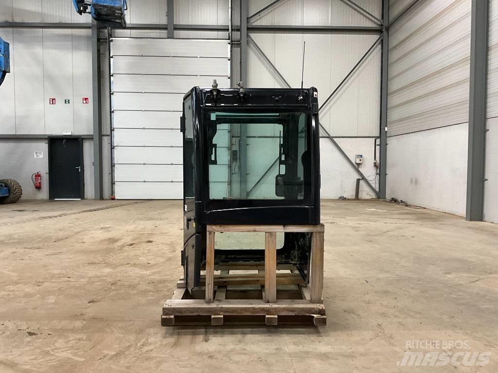 Kubota U 56-5 Cabinas e interior
